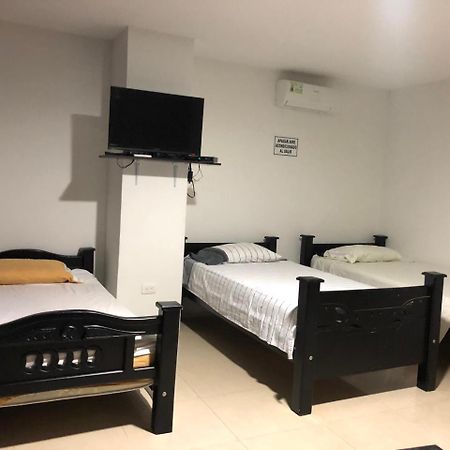 Hostal Central Beach San Andrés Eksteriør bilde