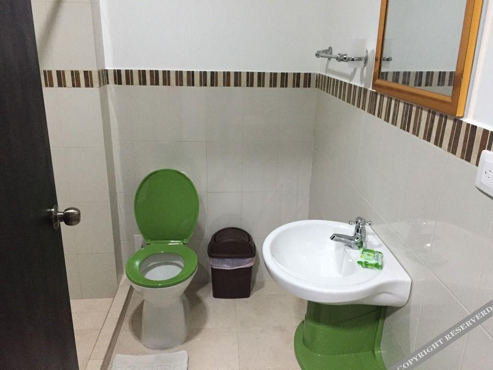 Hostal Central Beach San Andrés Eksteriør bilde