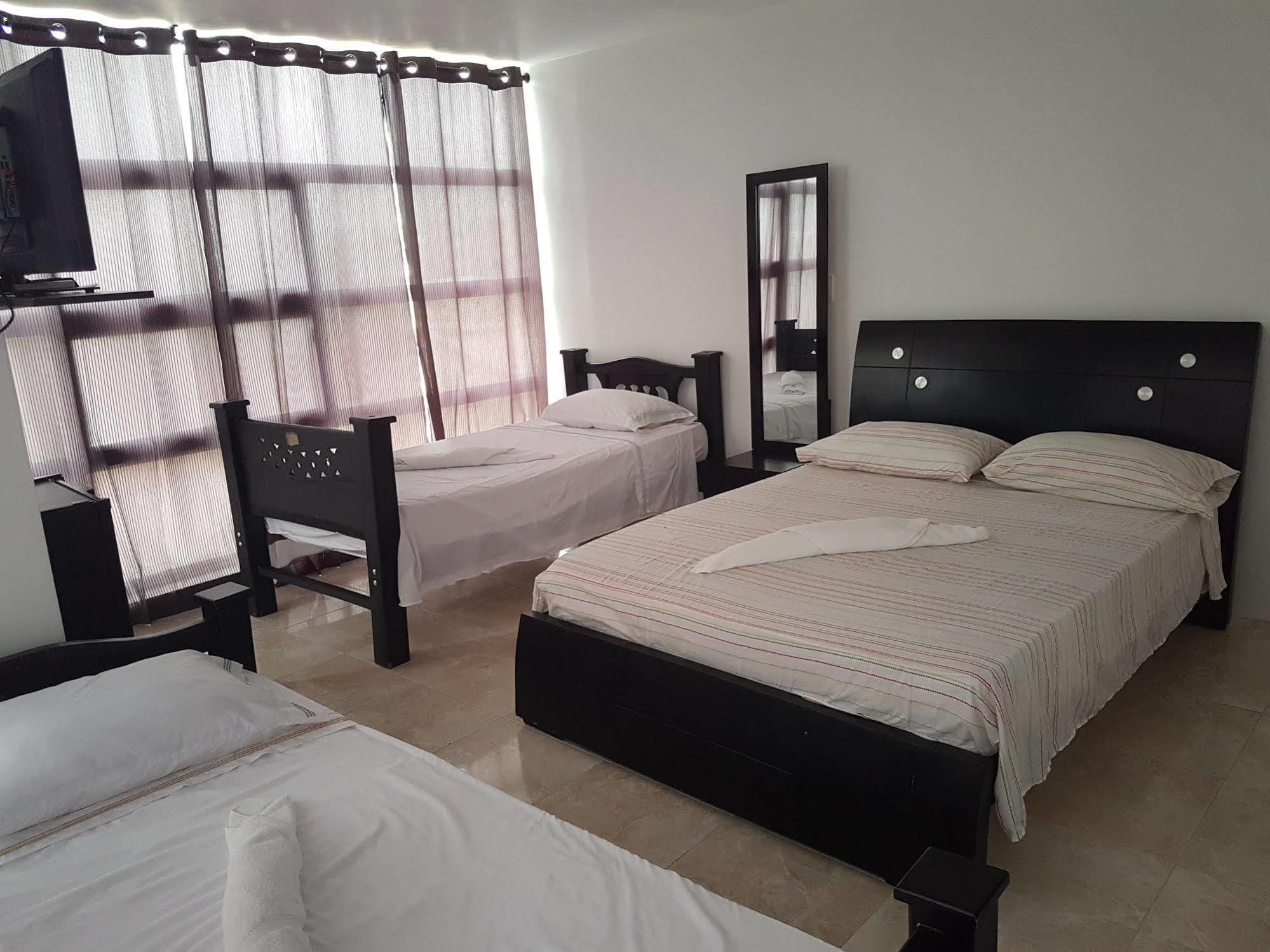 Hostal Central Beach San Andrés Eksteriør bilde