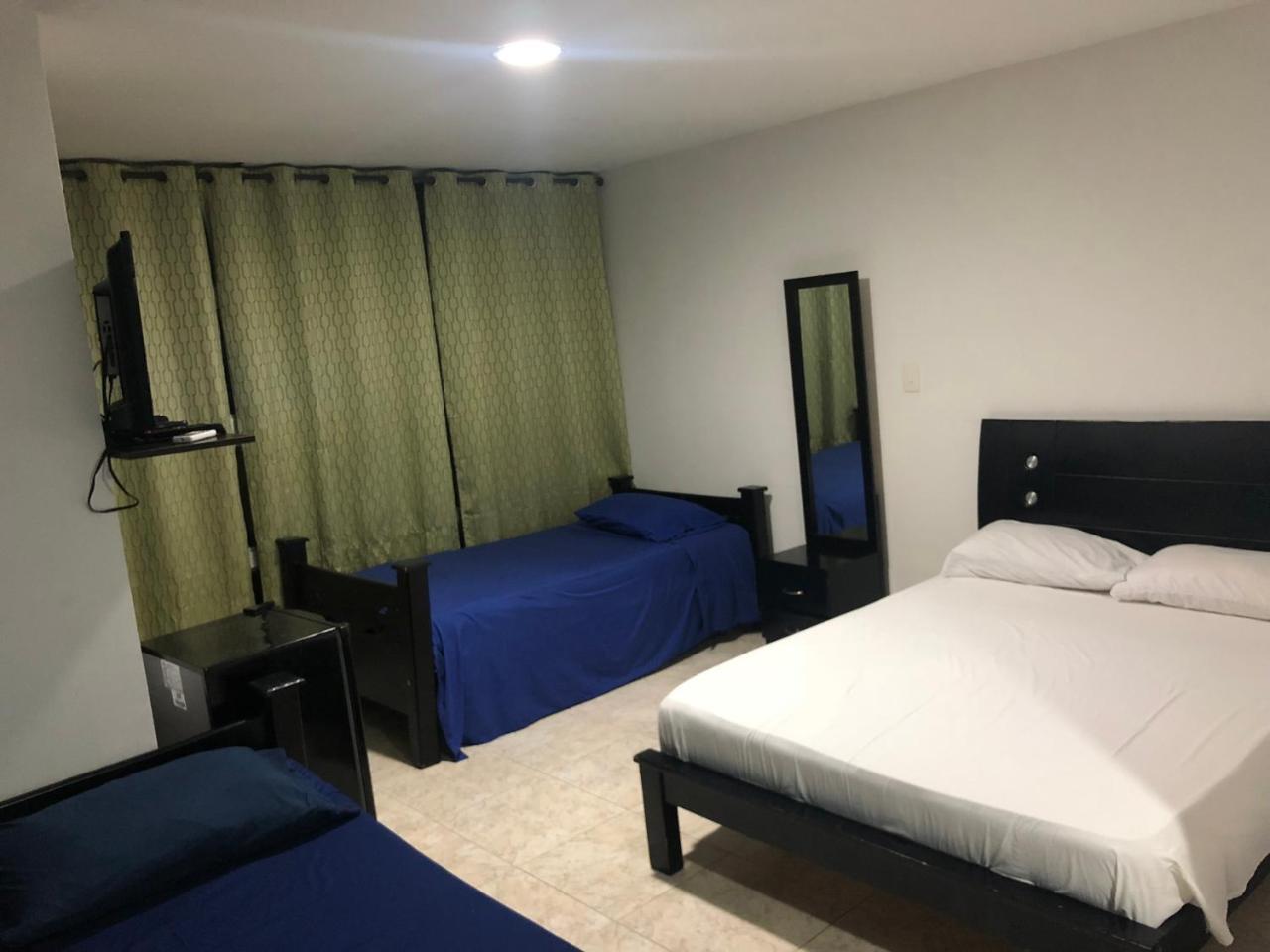 Hostal Central Beach San Andrés Eksteriør bilde